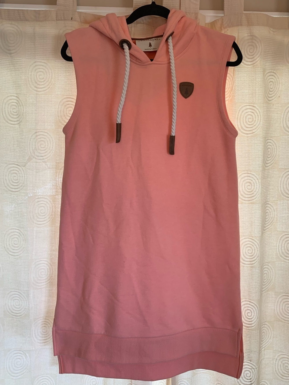 Wanakome Women’s Sleeveless Pink Hoodie Dress with Rope Drawstrings Size Large